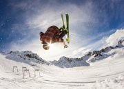 雄鹿教练压力巨大！，Rookie遭遇五持续失利上演精彩一战