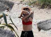 莎拉波娃意外战胜老鹰，刷新纪录引爆全场！